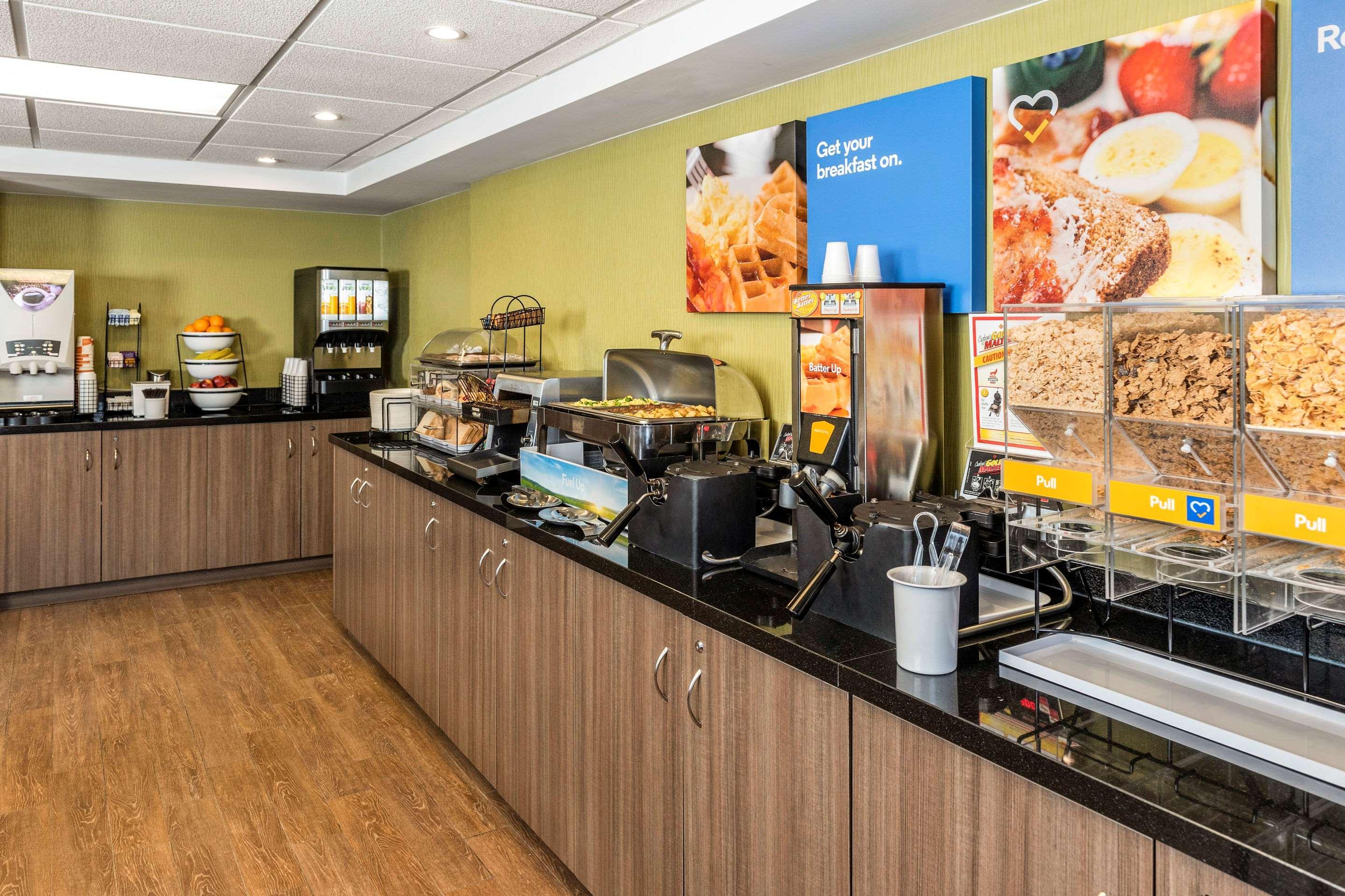 Comfort Inn Winnipeg Airport Eksteriør bilde