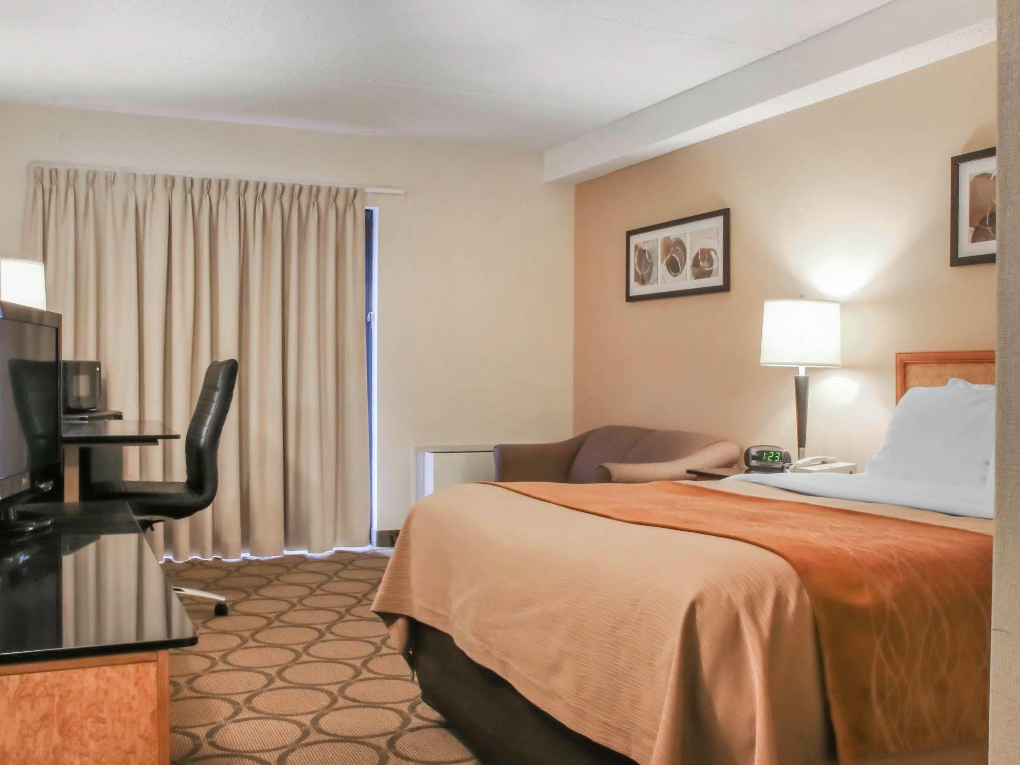 Comfort Inn Winnipeg Airport Eksteriør bilde